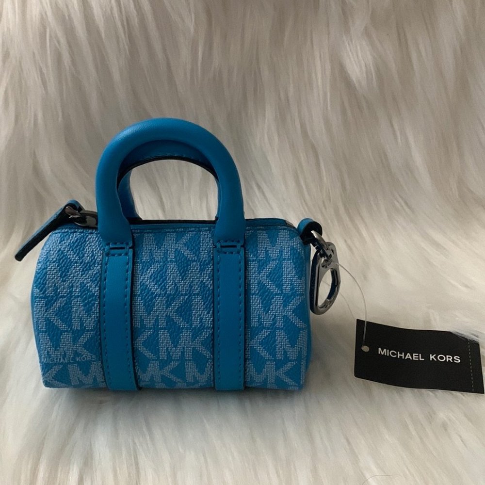 MICHAEL KORS Signature Micro Duffle Coin Purse Key Ring in Perfect Sky Blue - Picture 2 of 3